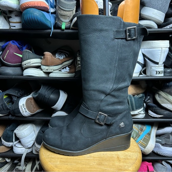 Keen scots tall Black Wedge Boots - Picture 2 of 2